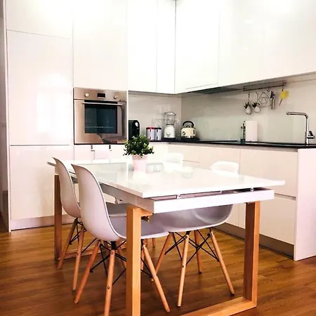 Almeida's House Apartment *